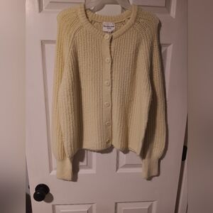 Willow & Wind Yellow Knit Cardigan Sweater. Medium